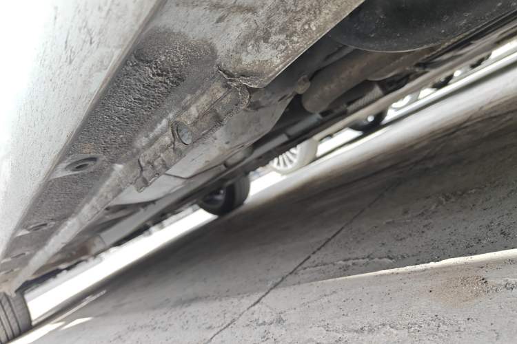 Used Dongfeng Aeolus Yixuan MAX 2023 1.5T Super-Powered Dad Edition Left Side Sill