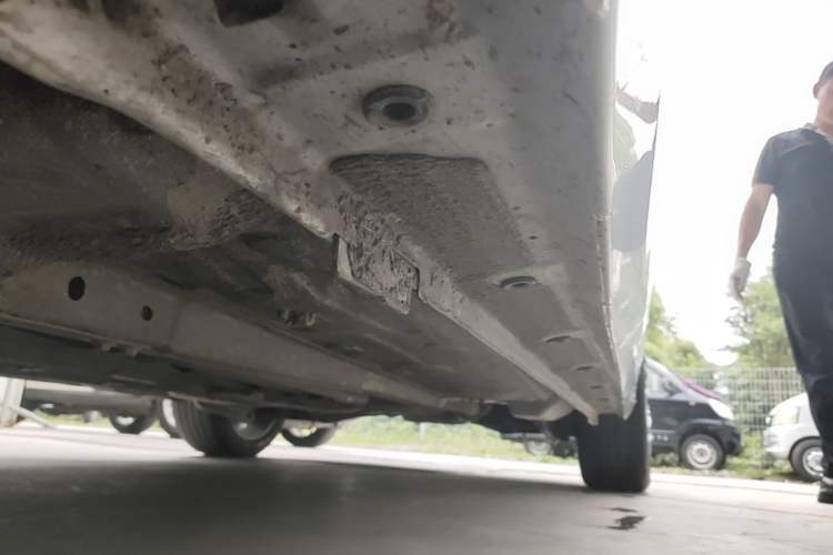 Used Dongfeng Aeolus Yixuan MAX 2023 1.5T Super-Powered Dad Edition Left Side Sill