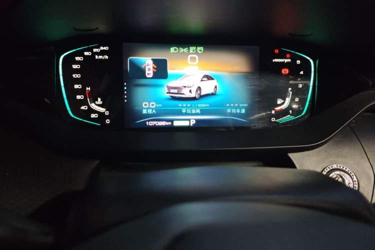 Used Dongfeng Aeolus Yixuan MAX 2023 1.5T Xingchi Edition Odometer Close Up
