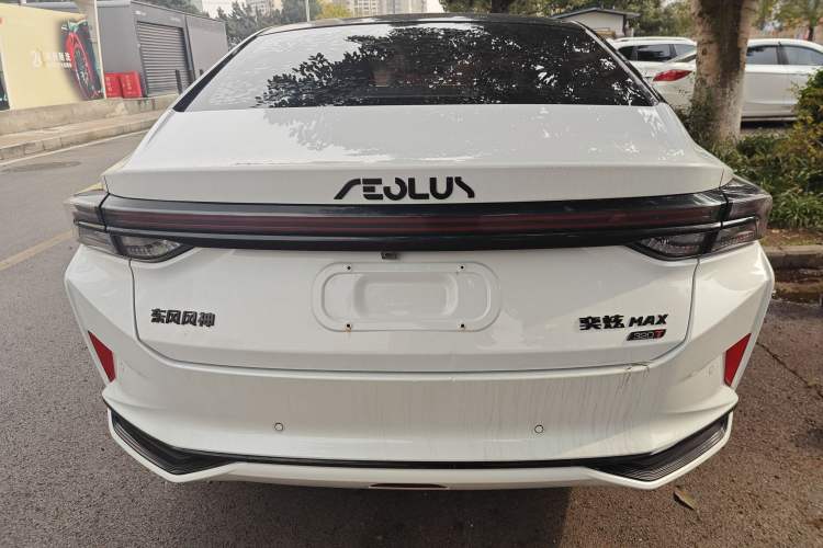 Used Dongfeng Aeolus Yixuan MAX 2023 1.5T Super Cool Trendy Dad Edition Rear