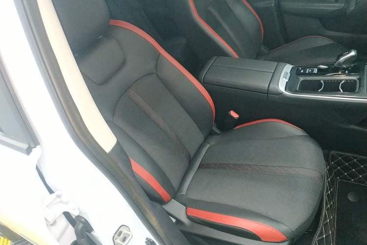 Used Dongfeng Aeolus Yixuan MAX 2023 1.5T Super-Powered Dad Edition Right Front Seat