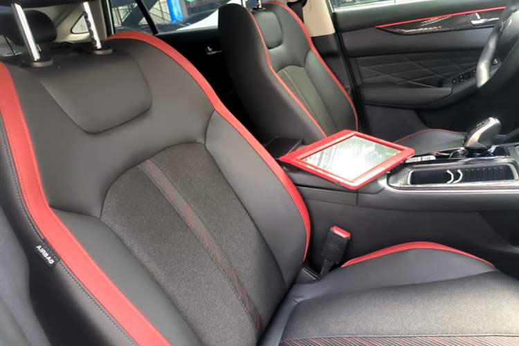 Used Dongfeng Aeolus Yixuan MAX 2023 1.5T Super-Powered Dad Edition Right Front Seat