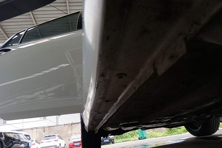 Used Dongfeng Aeolus Yixuan MAX 2023 1.5T Super Cool Trendy Dad Edition Right Side Sill