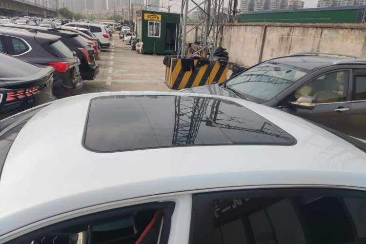 Used Dongfeng Aeolus Yixuan MAX 2023 1.5T Super-Powered Dad Edition Roof