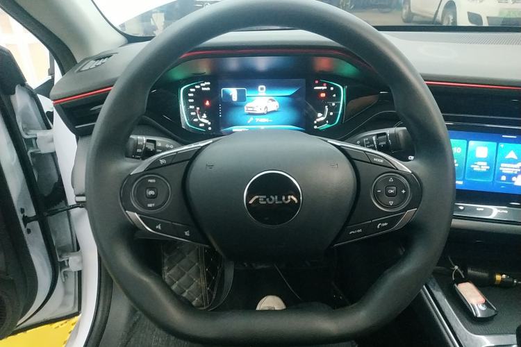 Used Dongfeng Aeolus Yixuan MAX 2023 1.5T Super-Powered Dad Edition Steering Wheel