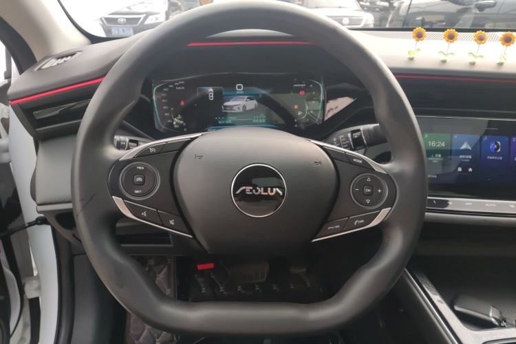 Used Dongfeng Aeolus Yixuan MAX 2023 1.5T Super-Powered Dad Edition Steering Wheel