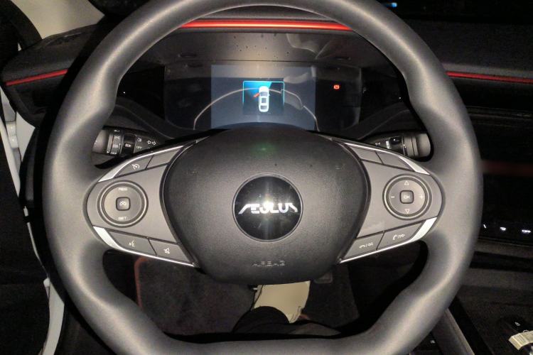 Used Dongfeng Aeolus Yixuan MAX 2023 1.5T Super-Powered Dad Edition Steering Wheel