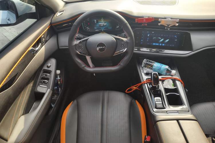Used Dongfeng Aeolus Yixuan MAX 2023 1.5T Ultra-Stylish Trendsetting Dad Edition Steering Wheel