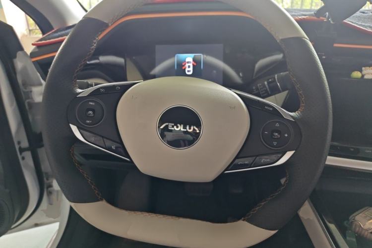 Used Dongfeng Aeolus Yixuan MAX 2023 1.5T Super Cool Trendy Dad Edition Steering Wheel