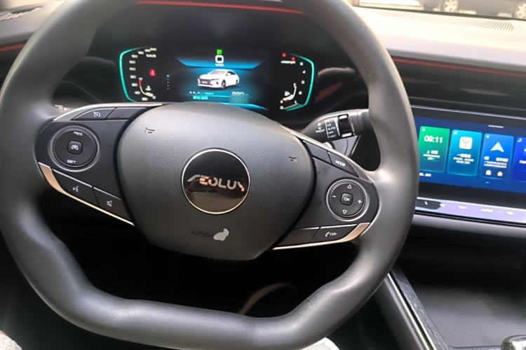 Used Dongfeng Aeolus Yixuan MAX 2023 1.5T Super-Powered Dad Edition Steering Wheel