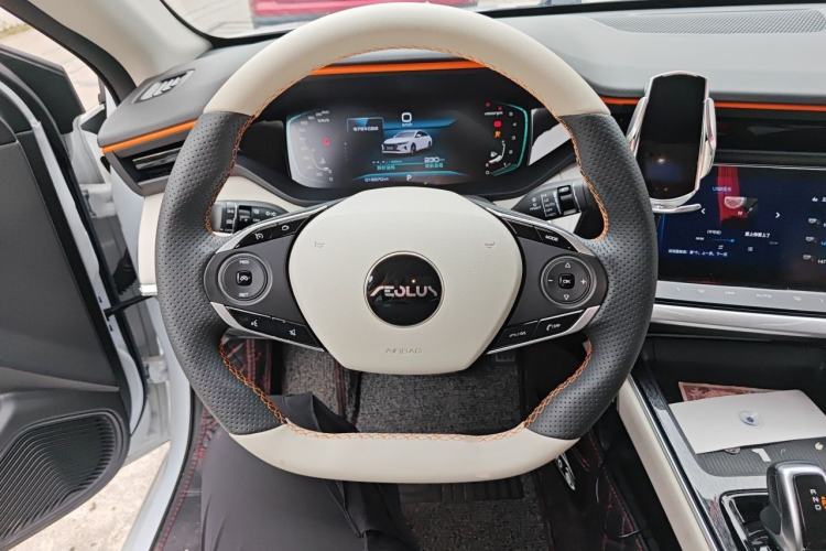 Used Dongfeng Aeolus Yixuan MAX 2023 1.5T Super Cool Trendy Dad Edition Steering Wheel