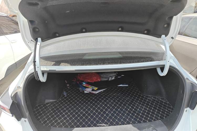 Used Dongfeng Aeolus Yixuan MAX 2023 1.5T Super-Powered Dad Edition Trunk