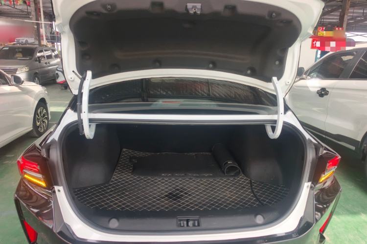Used Dongfeng Aeolus Yixuan MAX 2023 1.5T Super-Powered Dad Edition Trunk