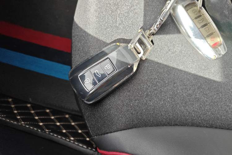 Used Dongfeng Aeolus Yixuan MAX 2023 1.5T Super-Powered Dad Edition Vehicle Key