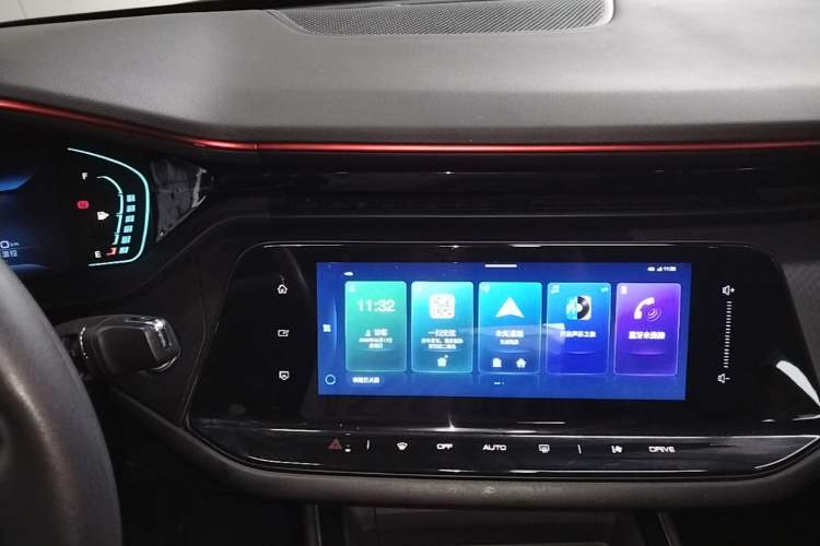 Used Dongfeng Aeolus Yixuan MAX 2024 1.5T Luxury Edition Audio And AC Panel