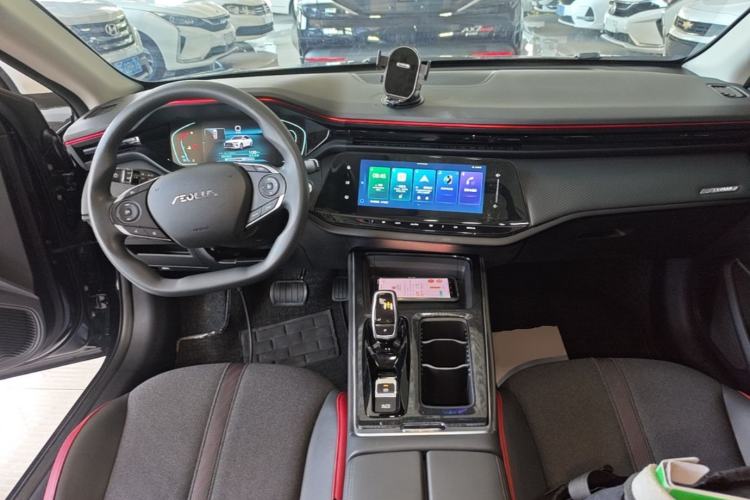 Used Dongfeng Aeolus Yixuan MAX 2024 1.5T Luxury Edition Center Console
