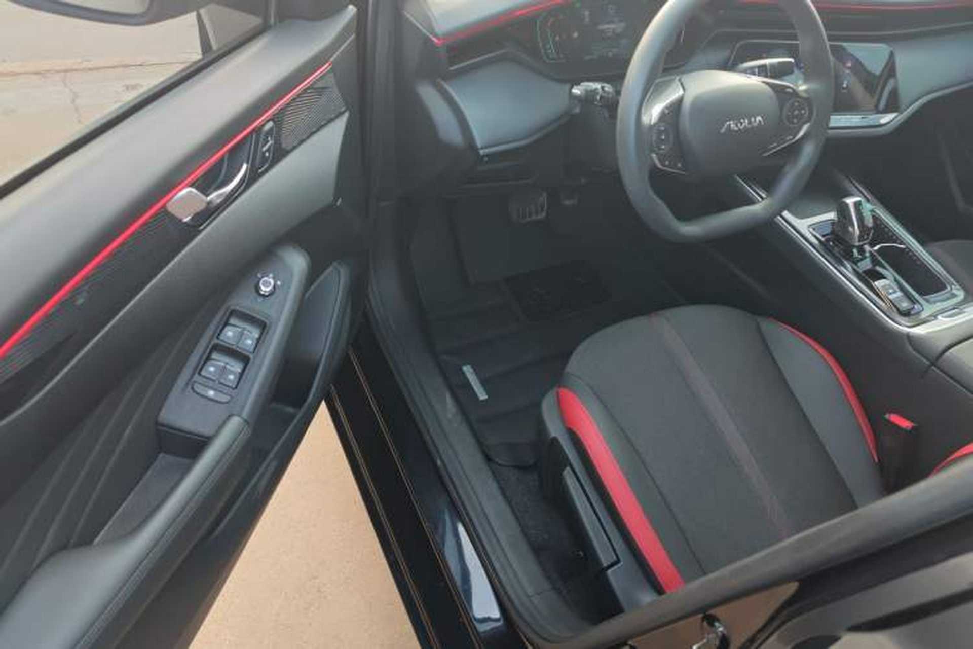 Used Dongfeng Aeolus Yixuan MAX 2024 1.5T Luxury Edition Driver Seat