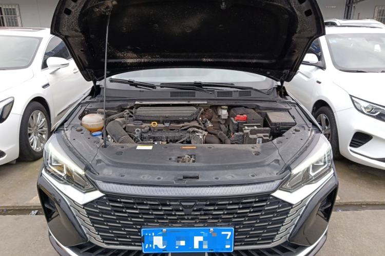 Used Dongfeng Aeolus Yixuan MAX 2024 1.5T Luxury Edition Engine Bay