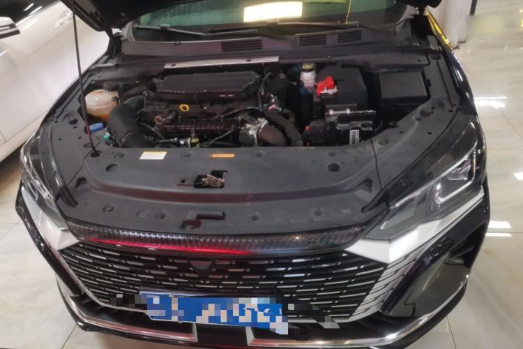 Used Dongfeng Aeolus Yixuan MAX 2024 1.5T Prestige Edition Engine Bay