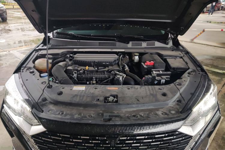 Used Dongfeng Aeolus Yixuan MAX 2024 1.5T Luxury Edition Engine Bay