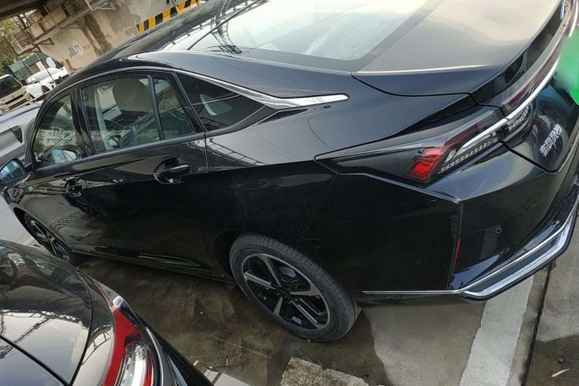 Used Dongfeng Aeolus Yixuan MAX 2024 1.5T Luxury Edition Exterior 3