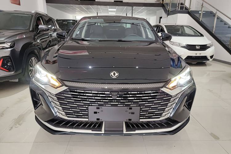 Used Dongfeng Aeolus Yixuan MAX 2024 1.5T Prestige Hybrid Edition Front