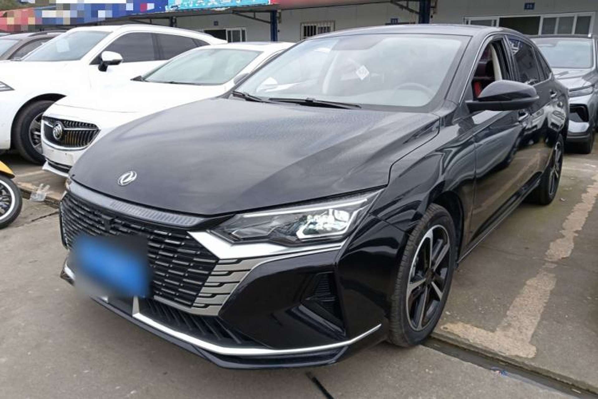 Used Dongfeng Aeolus Yixuan MAX 2024 1.5T Luxury Edition Front Left 45 Deg