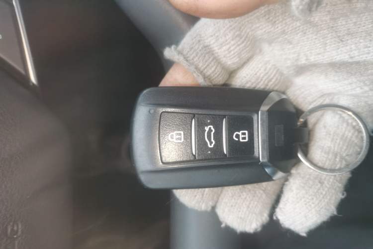 Used Dongfeng Aeolus Yixuan MAX 2024 1.5T Luxury Edition Interior 1