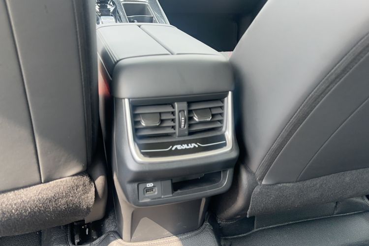 Used Dongfeng Aeolus Yixuan MAX 2024 1.5T Luxury Edition Interior 5