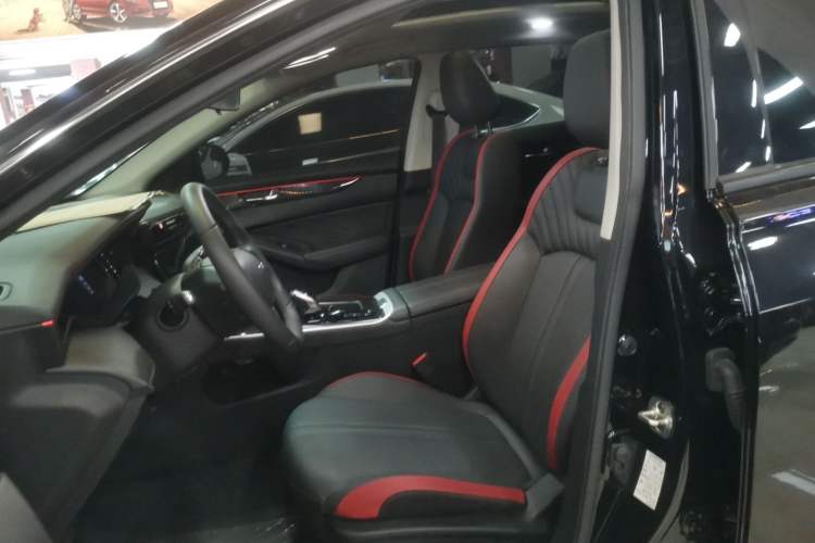 Used Dongfeng Aeolus Yixuan MAX 2024 1.5T Prestige Edition Left Front Seat