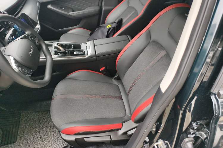 Used Dongfeng Aeolus Yixuan MAX 2024 1.5T Luxury Edition Left Front Seat