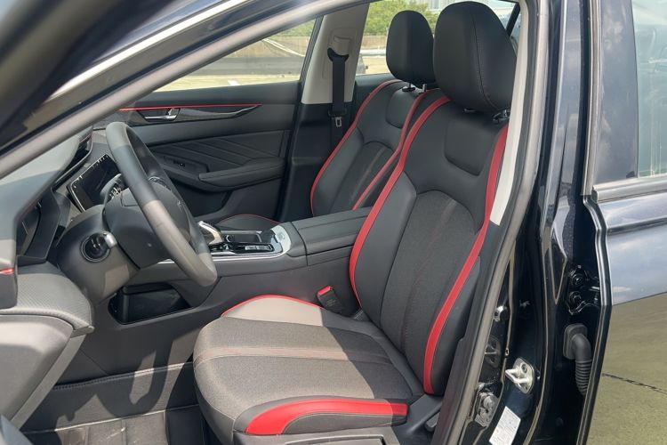 Used Dongfeng Aeolus Yixuan MAX 2024 1.5T Luxury Edition Left Front Seat