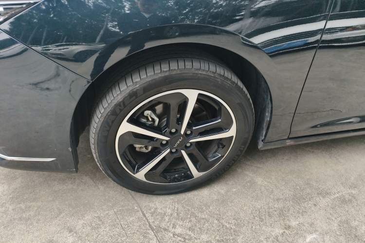 Used Dongfeng Aeolus Yixuan MAX 2024 1.5T Luxury Edition Left Front Wheel Hub