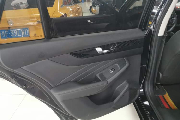 Used Dongfeng Aeolus Yixuan MAX 2024 1.5T Prestige Edition Left Rear Door Interior