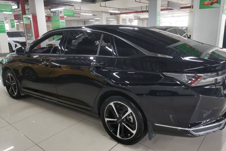 Used Dongfeng Aeolus Yixuan MAX 2024 1.5T Prestige Edition Left Side