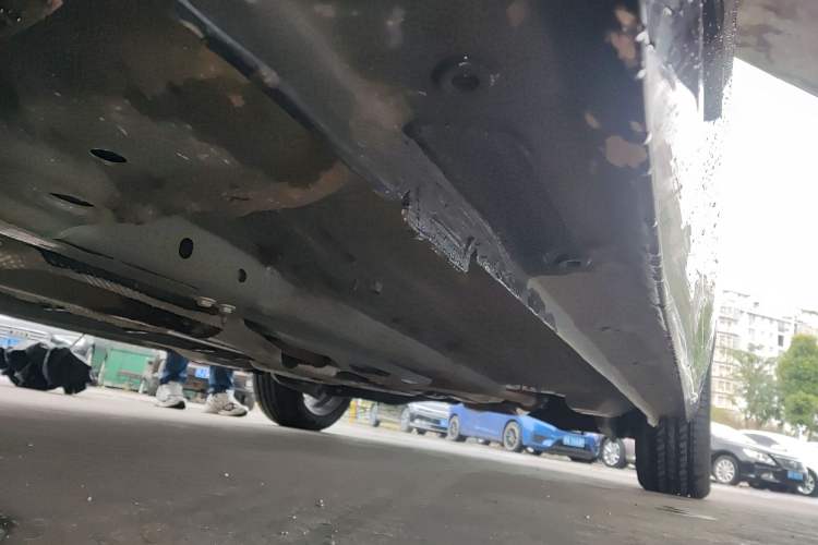 Used Dongfeng Aeolus Yixuan MAX 2024 1.5T Luxury Edition Left Side Sill