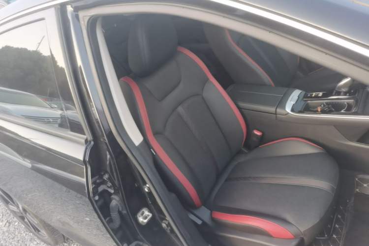 Used Dongfeng Aeolus Yixuan MAX 2024 1.5T Luxury Edition Right Front Seat