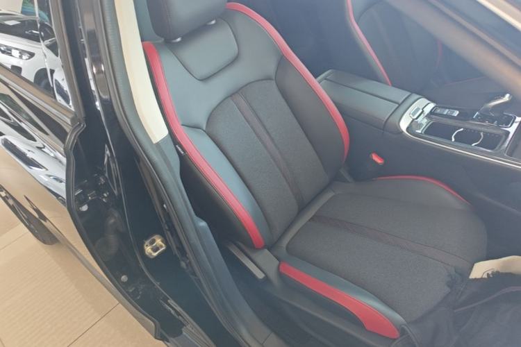 Used Dongfeng Aeolus Yixuan MAX 2024 1.5T Luxury Edition Right Front Seat