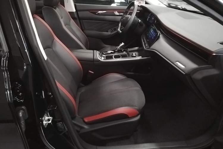 Used Dongfeng Aeolus Yixuan MAX 2024 1.5T Luxury Edition Right Front Seat
