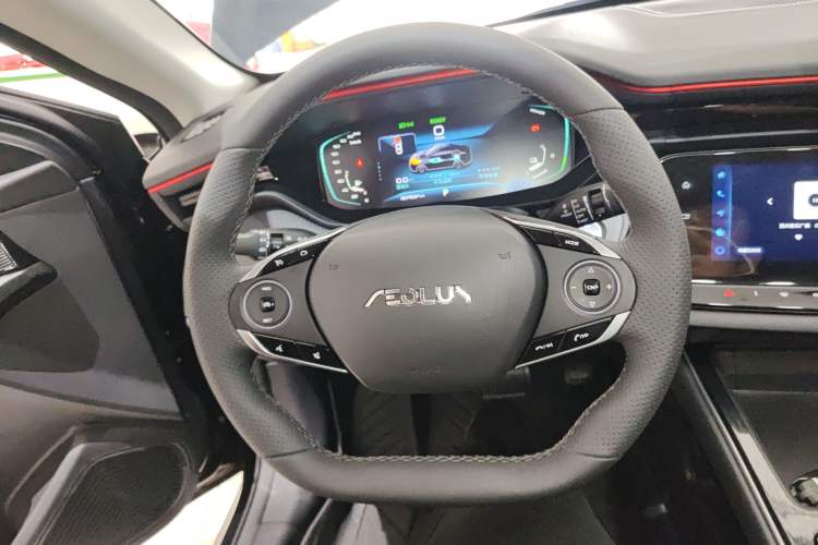 Used Dongfeng Aeolus Yixuan MAX 2024 1.5T Prestige Hybrid Edition Steering Wheel