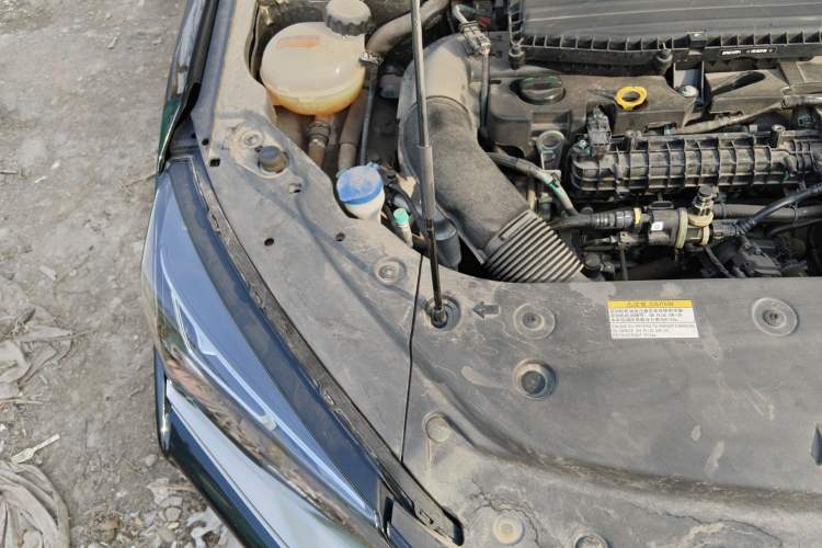 Used Dongfeng Aeolus Yixuan MAX 2024 1.5T Luxury Edition Engine Bay Right
