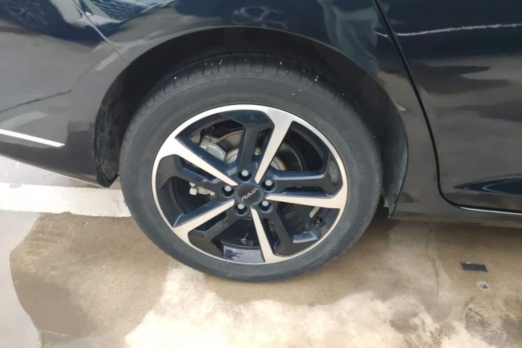 Used Dongfeng Aeolus Yixuan MAX 2024 1.5T Luxury Edition Exterior 8