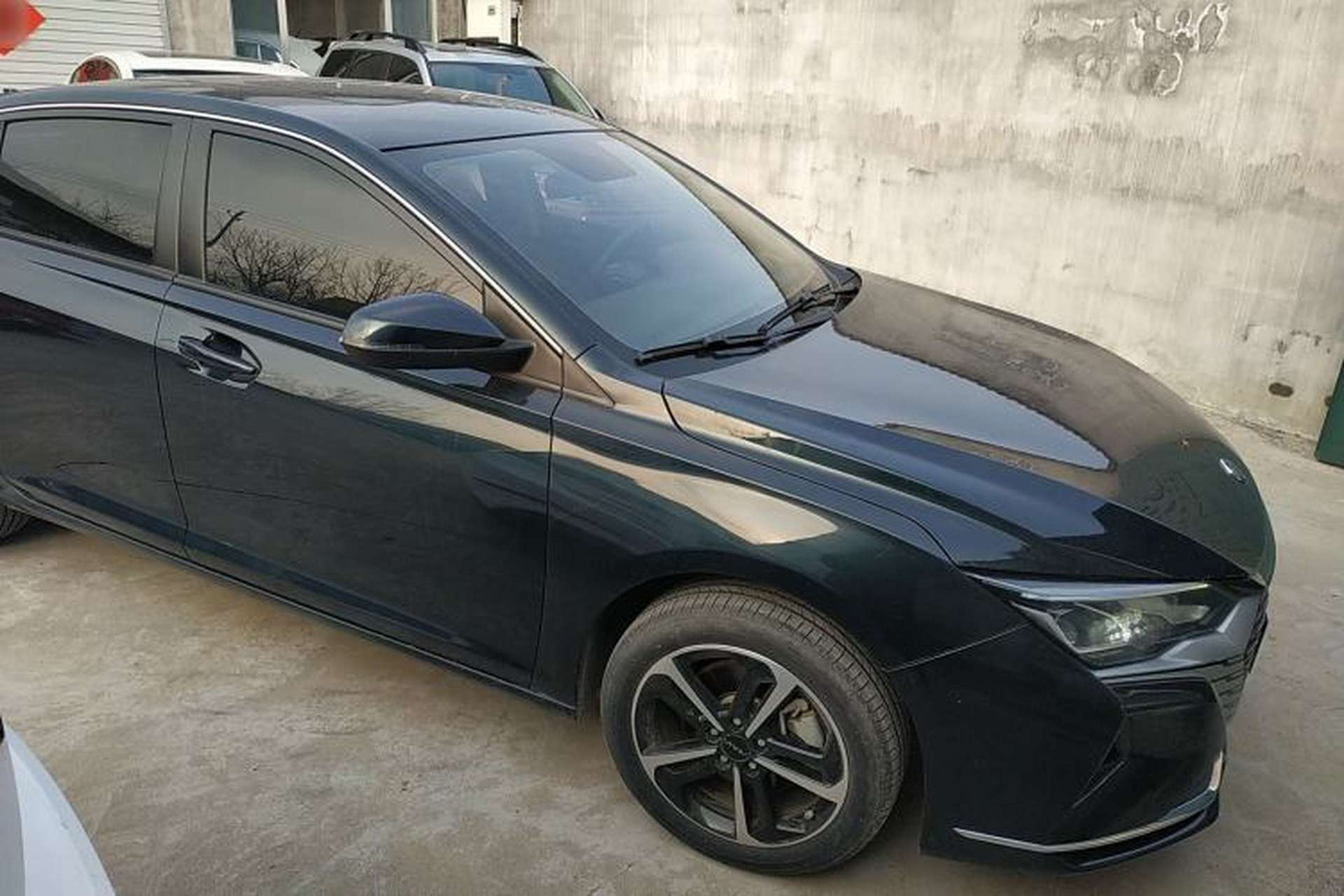 Used Dongfeng Aeolus Yixuan MAX 2024 1.5T Luxury Edition Front Right 45 Deg