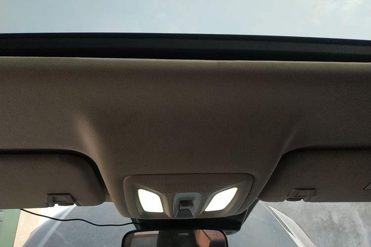 Used Dongfeng Aeolus Yixuan MAX 2024 1.5T Luxury Edition Headliner
