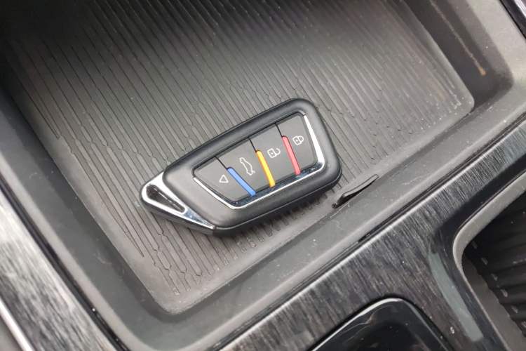 Used Dongfeng Aeolus Yixuan MAX 2024 1.5T Luxury Edition Interior 1