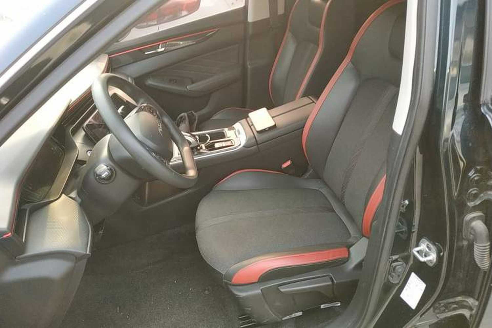 Used Dongfeng Aeolus Yixuan MAX 2024 1.5T Luxury Edition Left Front Seat