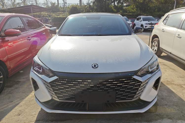 Used Dongfeng Aeolus Yixuan MAX 2024 1.5T Prestige Edition Front