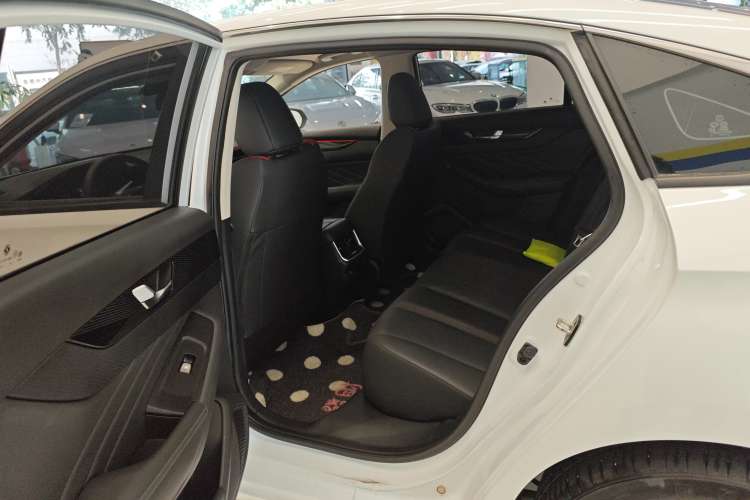 Used Dongfeng Aeolus Yixuan MAX 2024 1.5T Luxury Edition Right Rear Seat