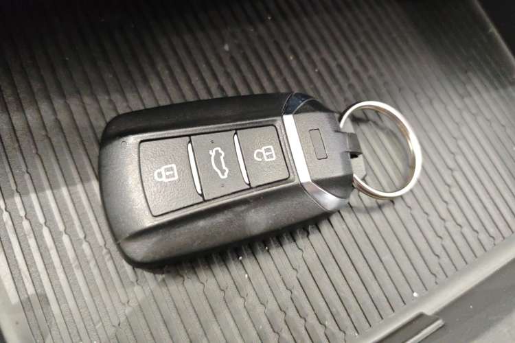 Used Dongfeng Aeolus Yixuan MAX 2024 1.5T Luxury Edition Vehicle Key