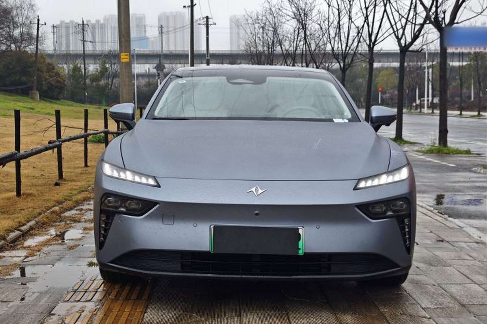 Used Dongfeng eπ eπ007 2024 Pure Electric 540 All-Wheel Drive Max Edition Exterior 1